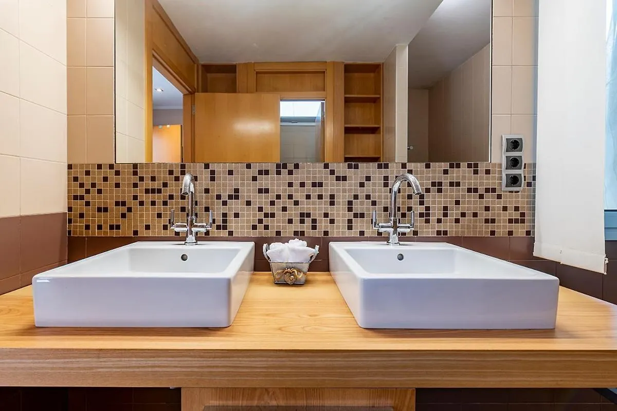Tarraco Village, Your Family Stay In Tarragona 0*,  Španělsko